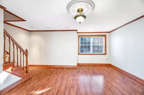 80 Smith St #A10, Lowell, MA 01851