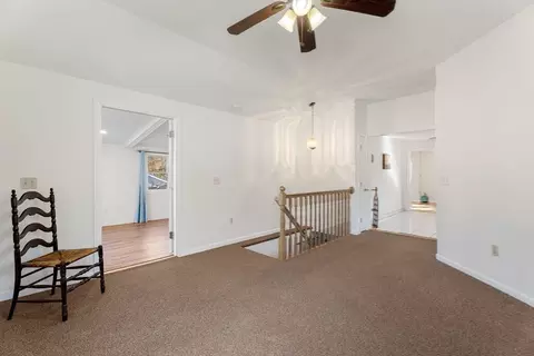 8 Gloria Rd, Georgetown, MA 01833 photo 28