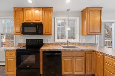 5 Carter St, Webster, MA 01570 photo 10
