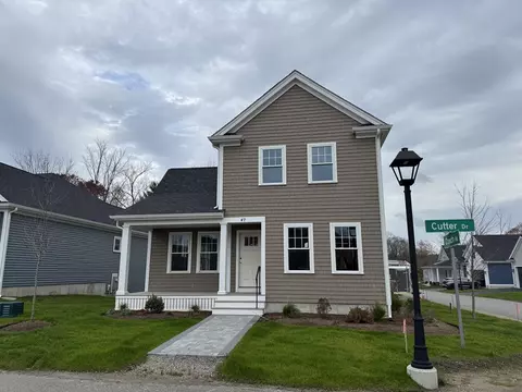 47 Cutter Dr, Easton, MA 02375
