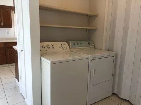 55 Balboa Dr, Springfield, MA 01119 photo 11