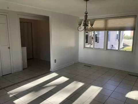 55 Balboa Dr, Springfield, MA 01119 photo 12