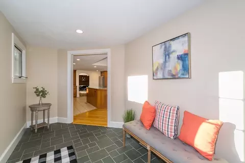 65 Everett St, Natick, MA 01760 photo 7