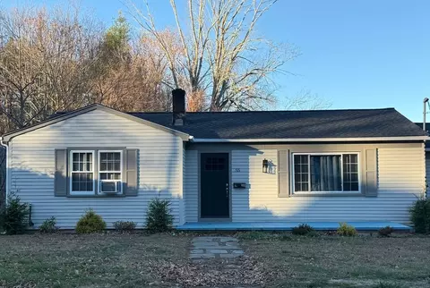 55 Durfee St, Southbridge, MA 01550