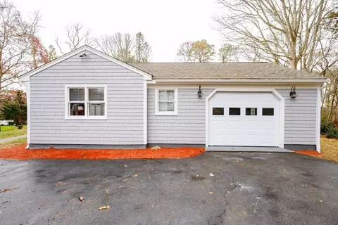Exterior - 101 Maushop, Barnstable, MA 02630 photo 2 of 5