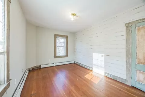 115 West St, Ware, MA 01082 photo 26