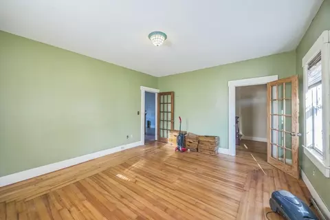 115 West St, Ware, MA 01082 photo 5