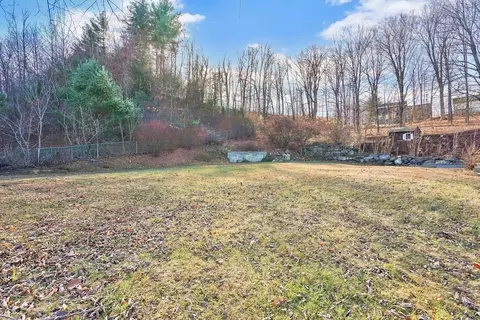 73 Maple St, Warren, MA 01083 photo 2