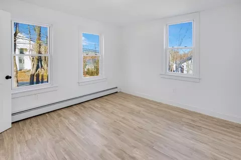 73 Maple St, Warren, MA 01083 photo 13