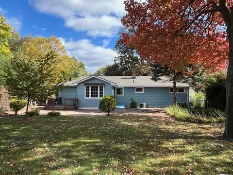 Exterior - 10 Nadeau Dr, Chicopee, MA 01013 photo 2 of 3