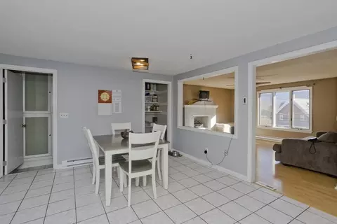 239 Park St, Easthampton, MA 01027 photo 8