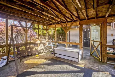 239 Park St, Easthampton, MA 01027 photo 30