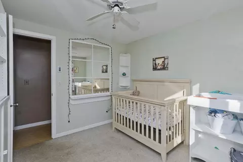239 Park St, Easthampton, MA 01027 photo 19