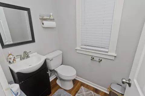 127 Daviston St, Springfield, MA 01108 photo 9