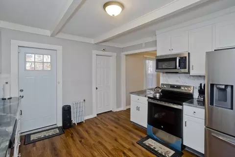 127 Daviston St, Springfield, MA 01108 photo 2