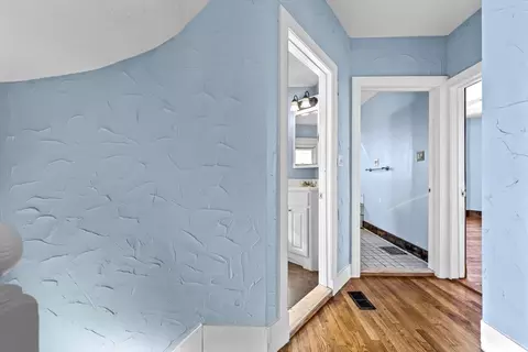 130 Florence, Everett, MA 02149 photo 17