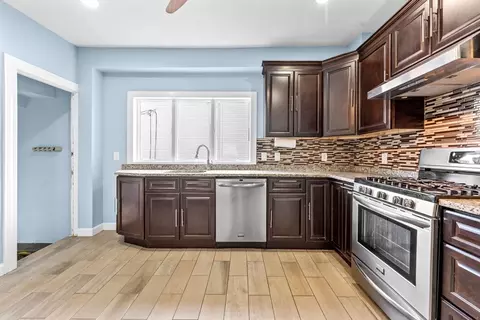 130 Florence, Everett, MA 02149 photo 14