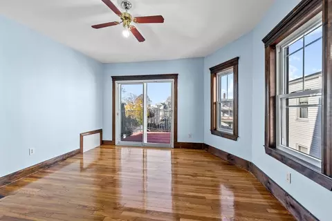 130 Florence, Everett, MA 02149 photo 23