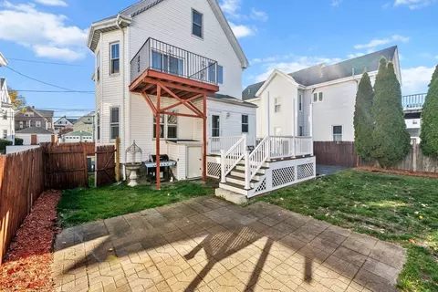 130 Florence, Everett, MA 02149 photo 32