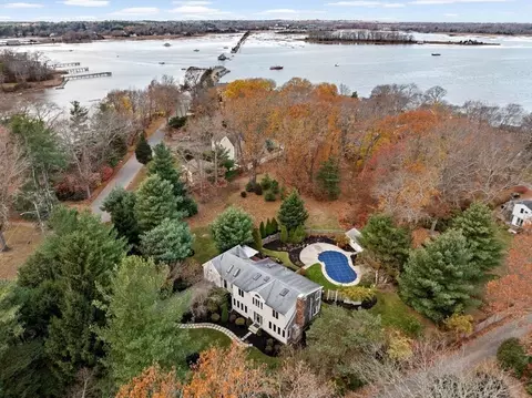 220 Damons Point Rd, Marshfield, MA 02050