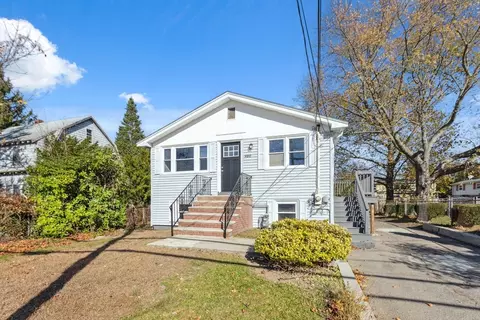 Exterior - 400 Winter St, Brockton, MA 02302 photo 2 of 4