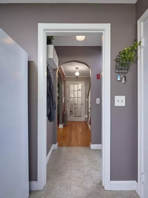2 Benjamin Rd, Worcester, MA 01602 photo 17