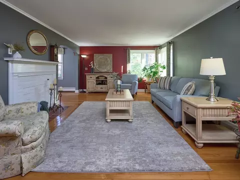 2 Benjamin Rd, Worcester, MA 01602 photo 11