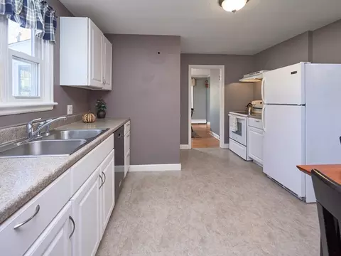 2 Benjamin Rd, Worcester, MA 01602 photo 14
