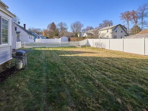 2 Benjamin Rd, Worcester, MA 01602 photo 33