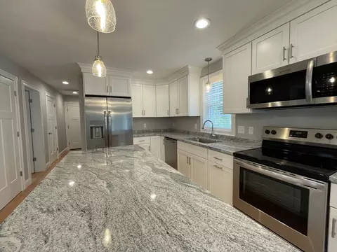 200 Pine St, Rehoboth, MA 02769 photo 4