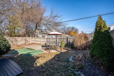 55 Norman St, Springfield, MA 01104 photo 34
