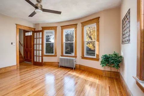 55 Norman St, Springfield, MA 01104 photo 16