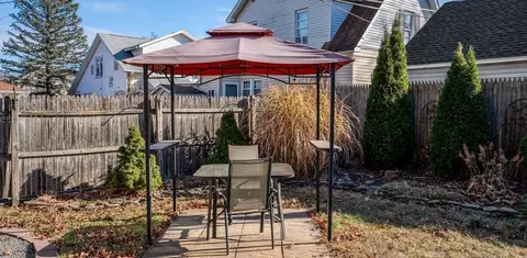 55 Norman St, Springfield, MA 01104 photo 32