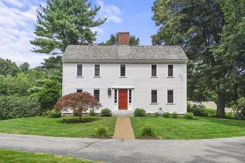 106 Reservoir St, Shrewsbury, MA 01545