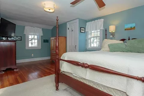 211 High St, Reading, MA 01867 photo 16