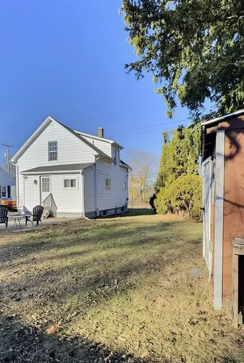 Exterior - 606 E Main St, Chicopee, MA 01020 photo 3 of 4