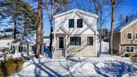 301 Shore, Salem, NH 03079