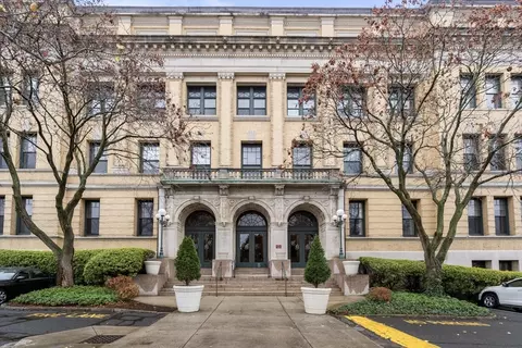 235 State St #117, Springfield, MA 01103