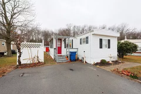 69 Such Dr, Attleboro, MA 02703