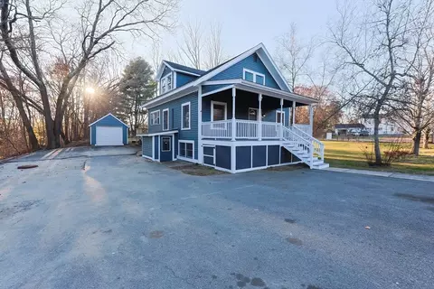 29 Plain St, Millis, MA 02054 photo 3