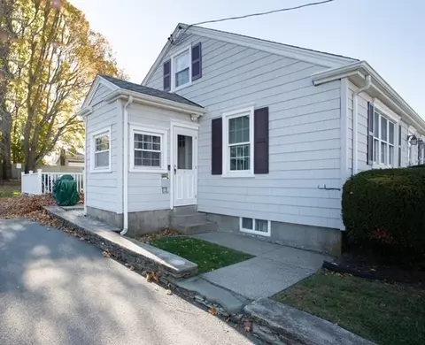 Exterior - 445 King Philip St, Fall River, MA 02724 photo 2 of 10