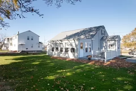 Exterior - 445 King Philip St, Fall River, MA 02724 photo 3 of 10