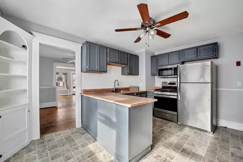 153 Ellsworth Ave, Springfield, MA 01118 photo 9