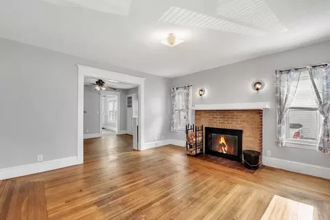 153 Ellsworth Ave, Springfield, MA 01118 photo 5