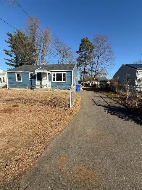 Exterior - 191 Gilbert Ave, Springfield, MA 01119 photo 2 of 4