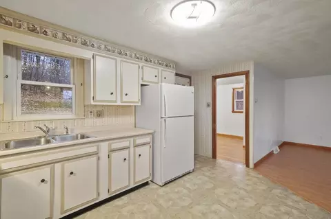 81 Bowker St, Worcester, MA 01604 photo 11