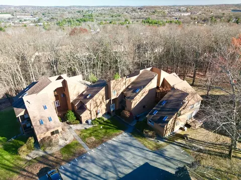 72 Perkins Ct #72, Haverhill, MA 01832
