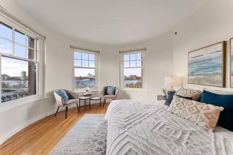4 Charlesgate E #605, Boston, MA 02215