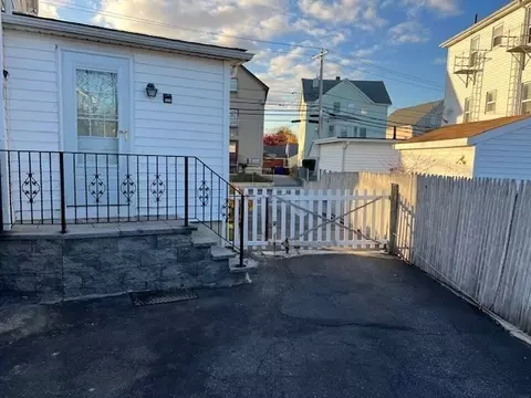 740 Stafford, Fall River, MA 02721 photo 4
