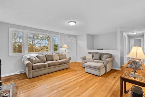 8 Observatory Ln, Bourne, MA 02559 photo 6